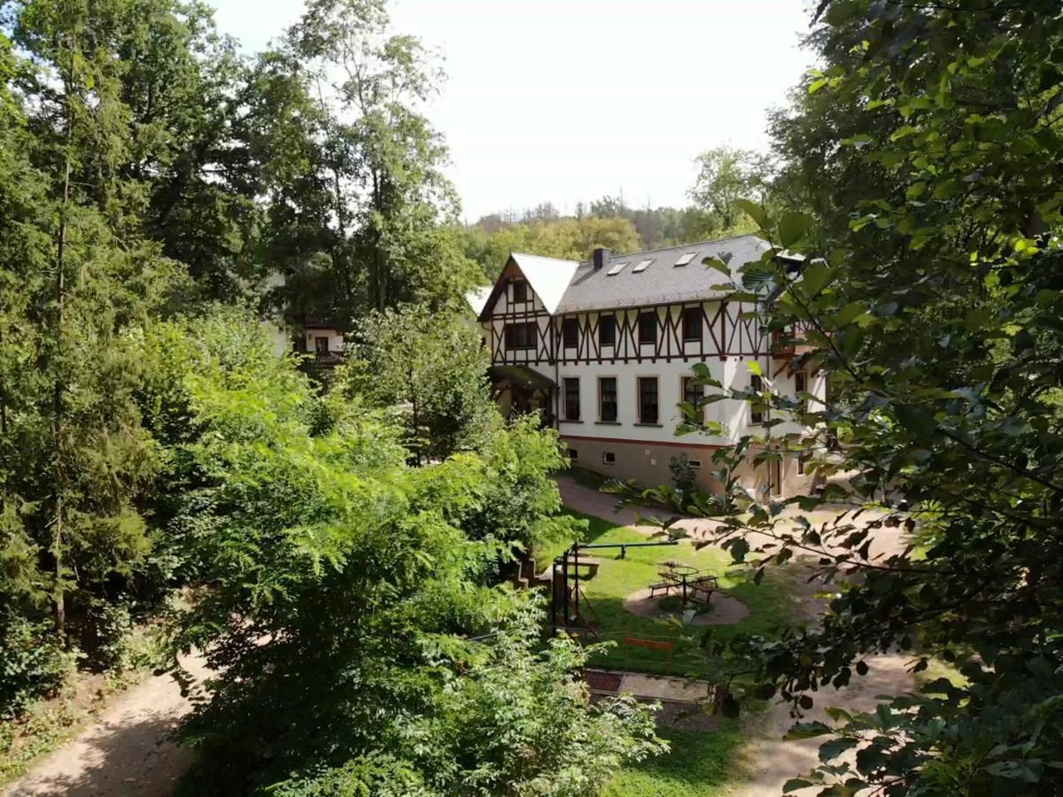 Zur Margarethenmuehle - Landgasthof Und Waldhotel Rosswein Ngoại thất bức ảnh
