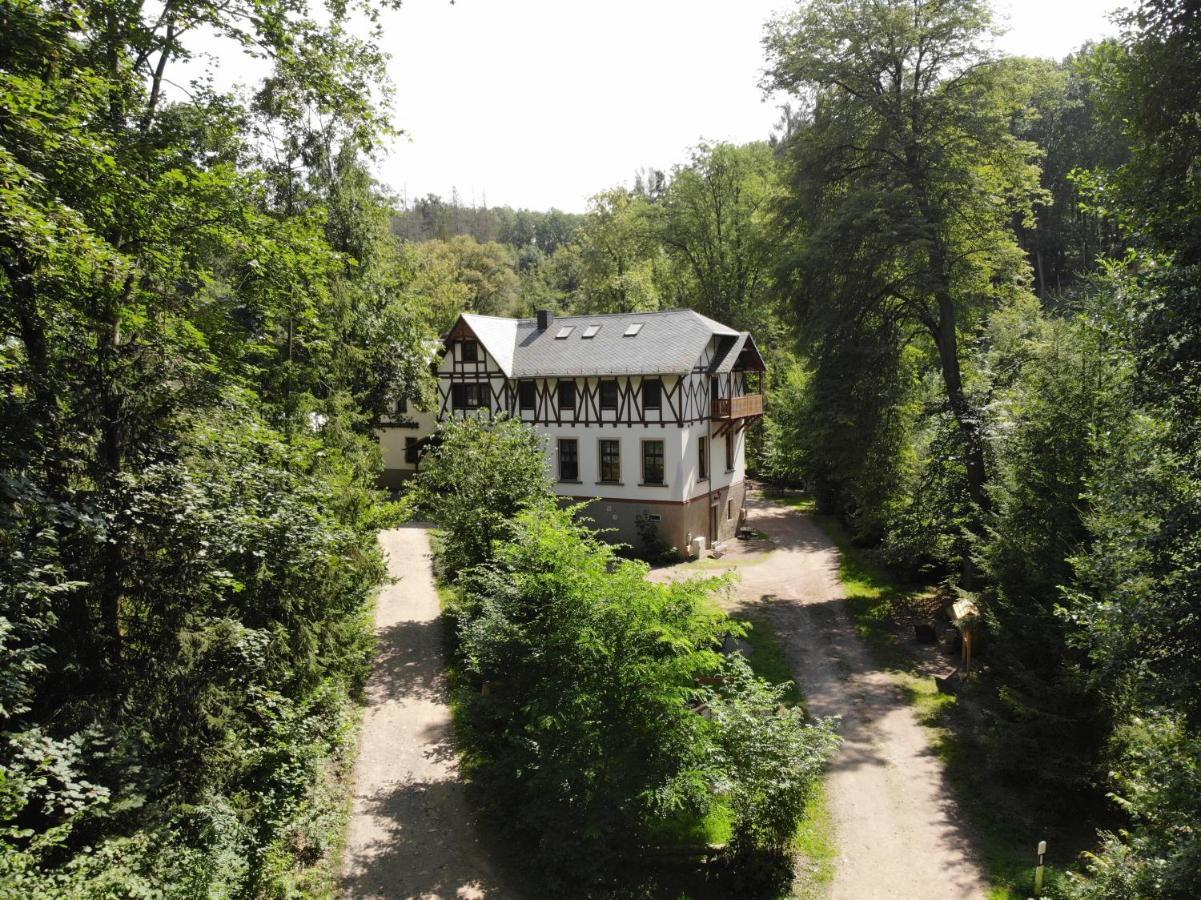Zur Margarethenmuehle - Landgasthof Und Waldhotel Rosswein Ngoại thất bức ảnh