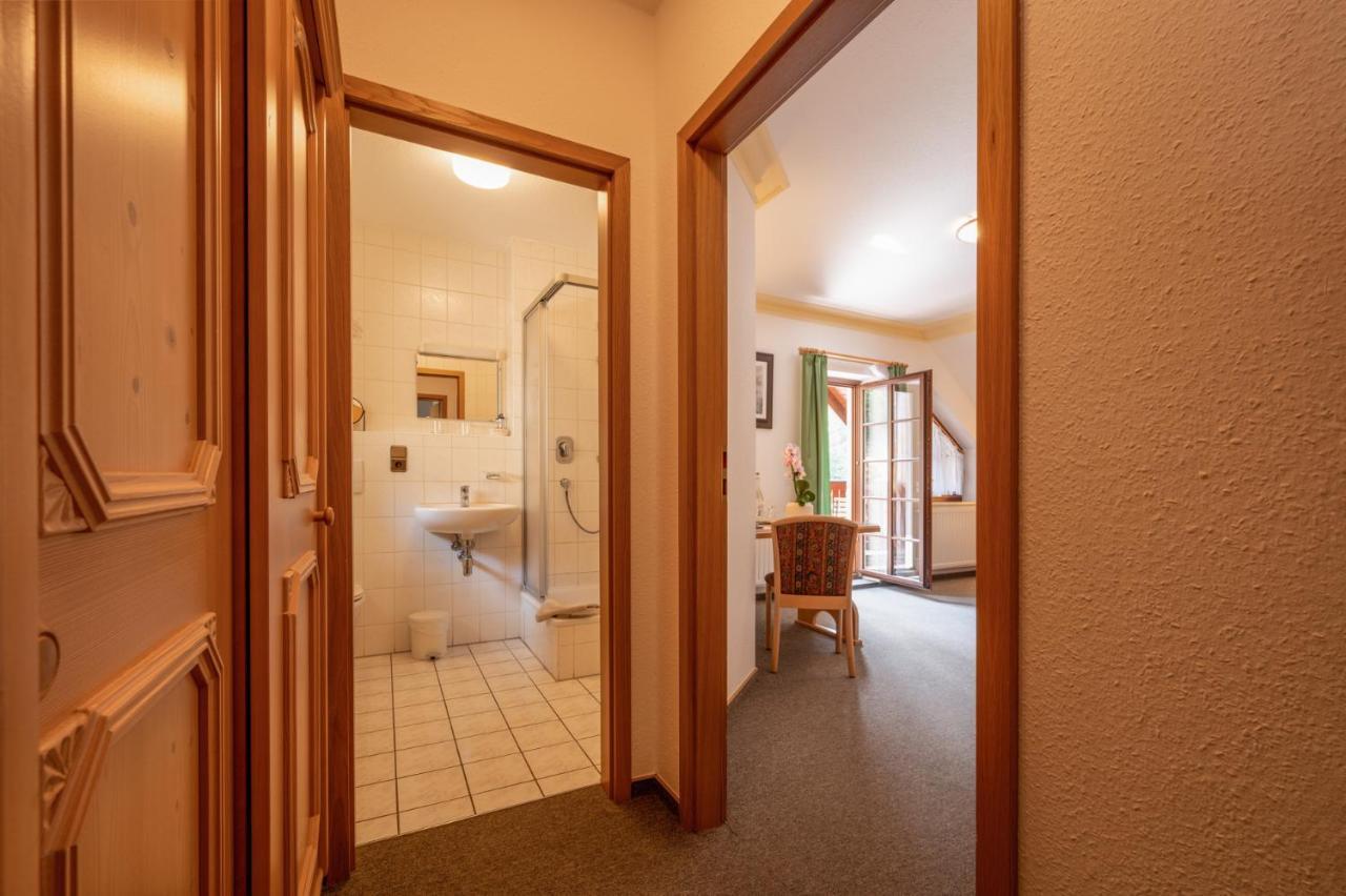 Zur Margarethenmuehle - Landgasthof Und Waldhotel Rosswein Ngoại thất bức ảnh