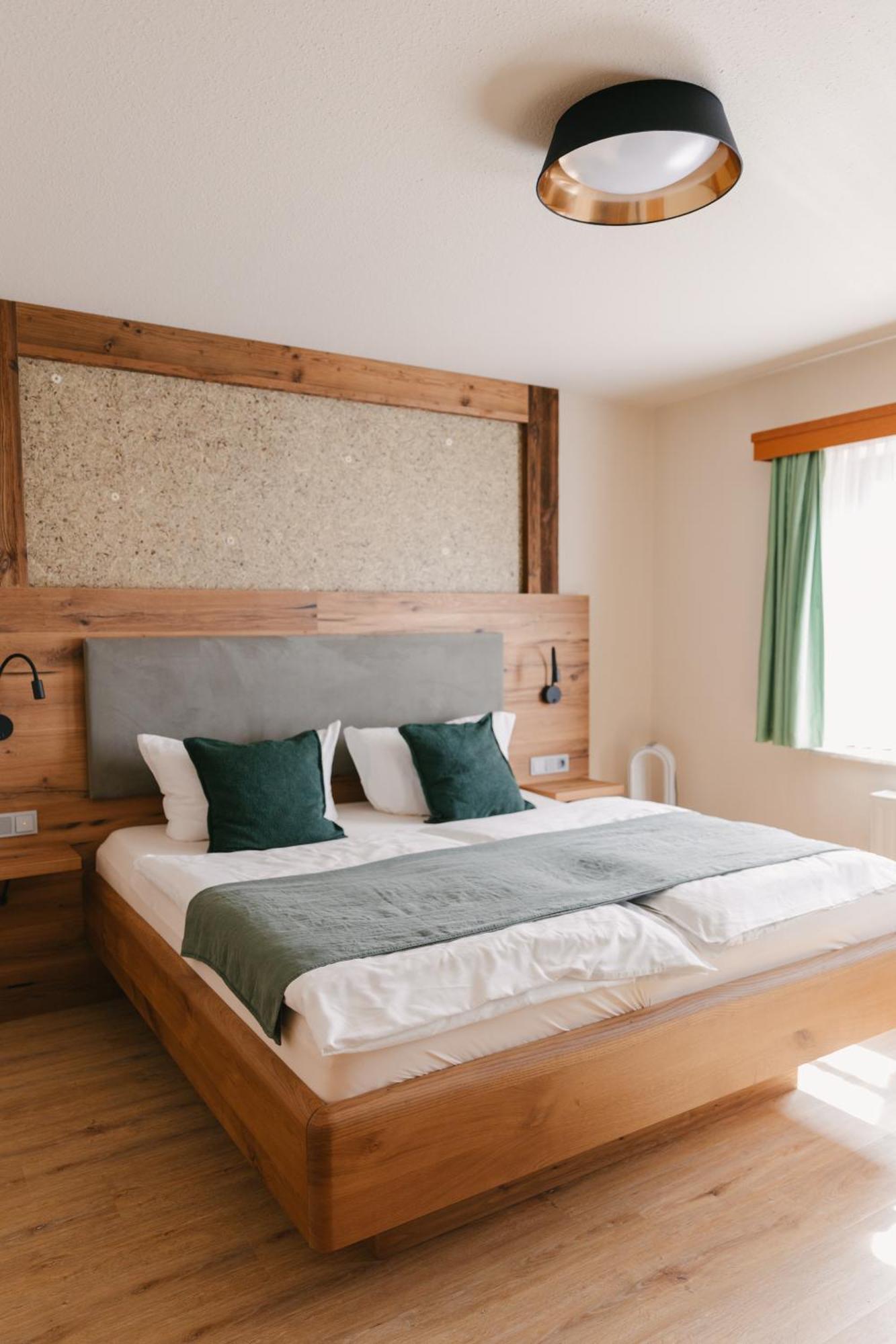 Zur Margarethenmuehle - Landgasthof Und Waldhotel Rosswein Ngoại thất bức ảnh